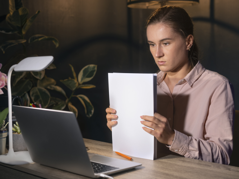 Stop Wasting Hours on Contract Reviews &mdash; Here&rsquo;s How AI Can Do It Faster