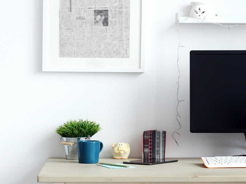 Important factors to consider when placing the desk near a wall