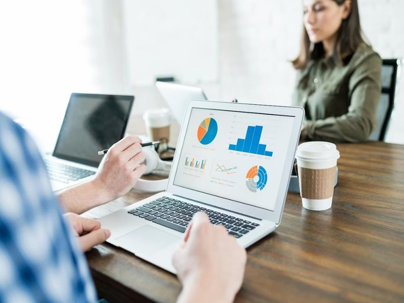 Advantages of Using HR Software