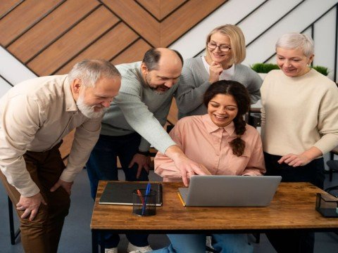 What are the Best Strategies for Effectively Managing a Multigenerational Team